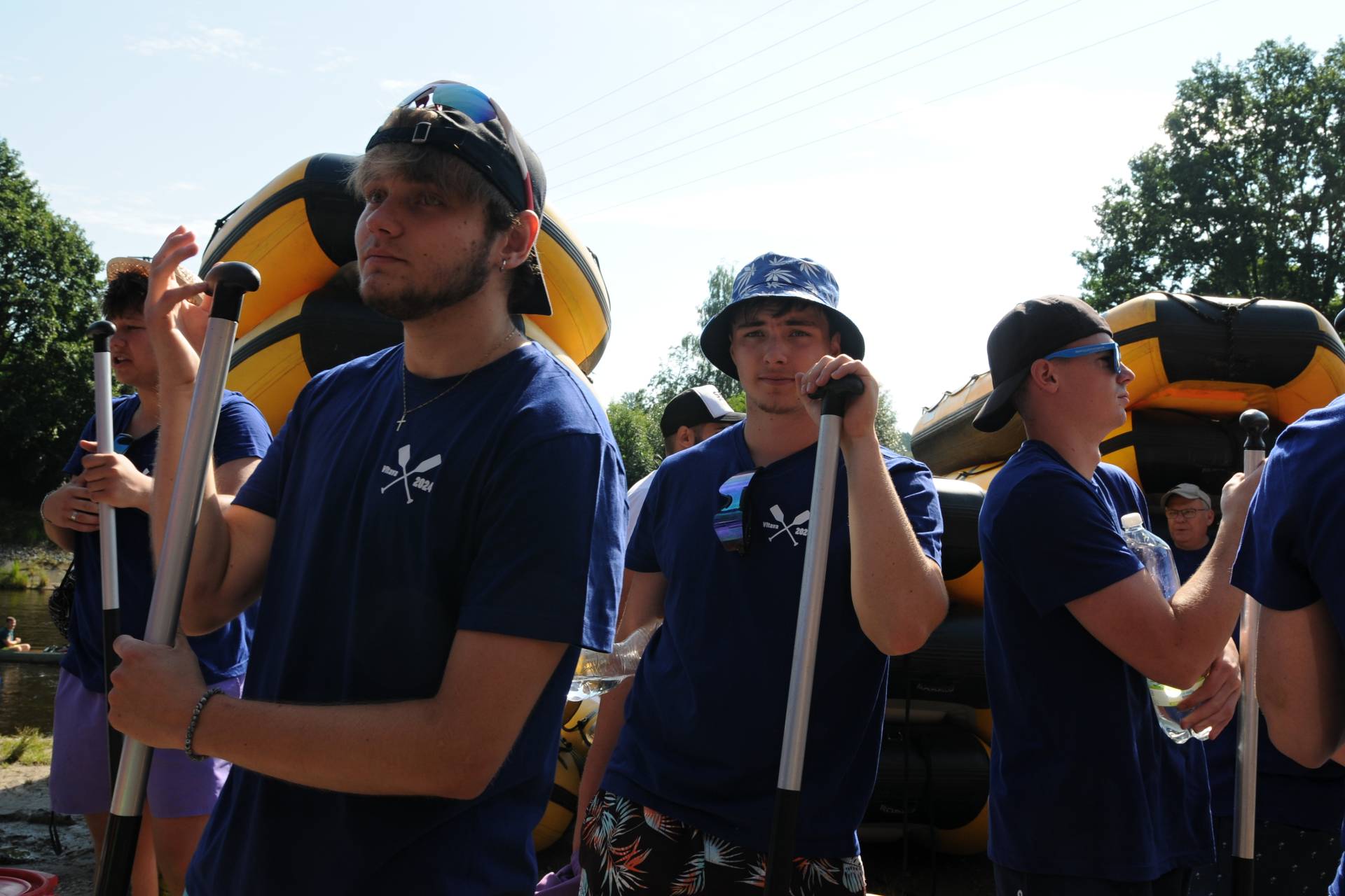 Teambuilding na vodě. Hráči SKP sjeli Vltavu na raftech