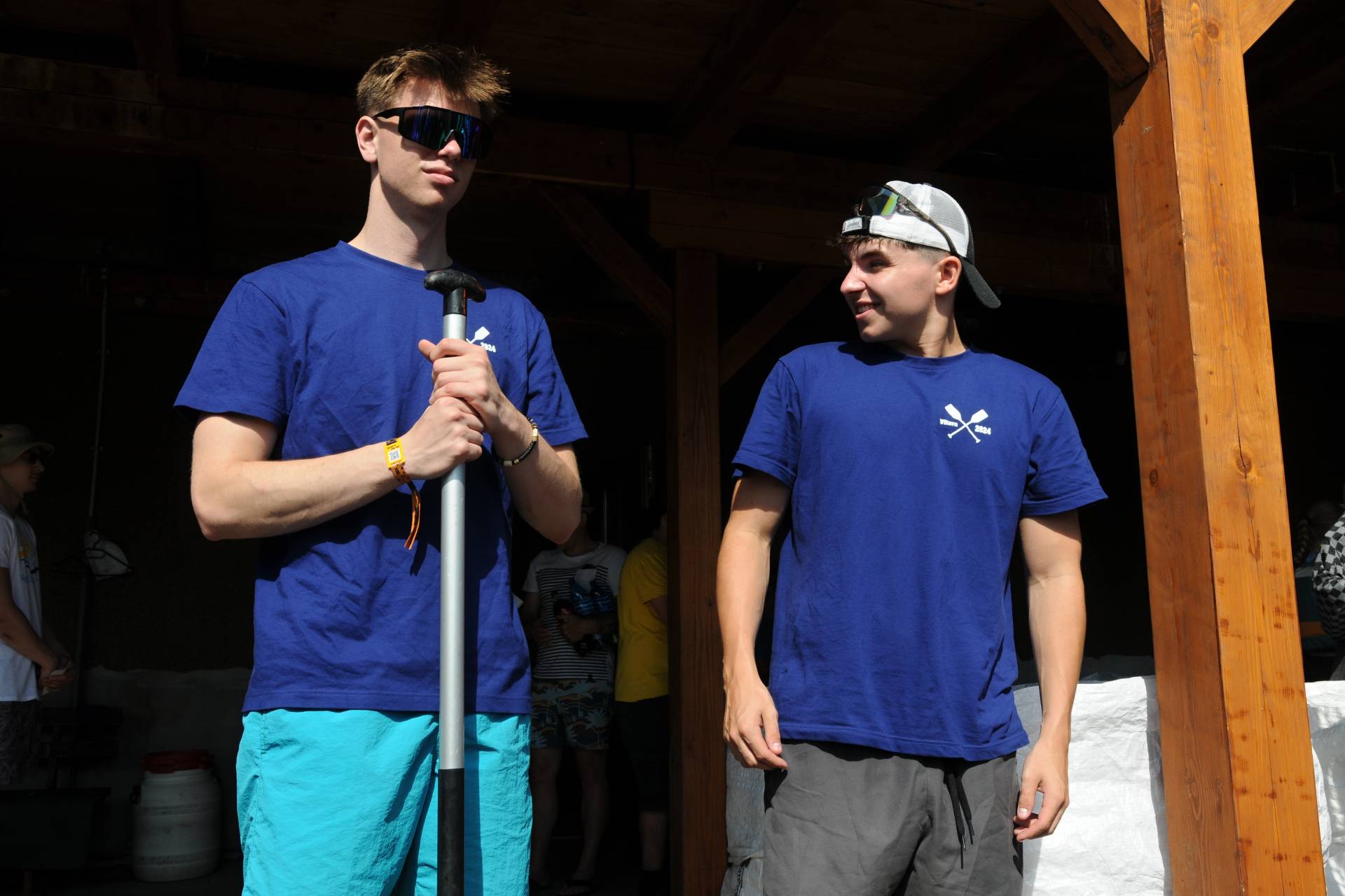 Teambuilding na vodě. Hráči SKP sjeli Vltavu na raftech