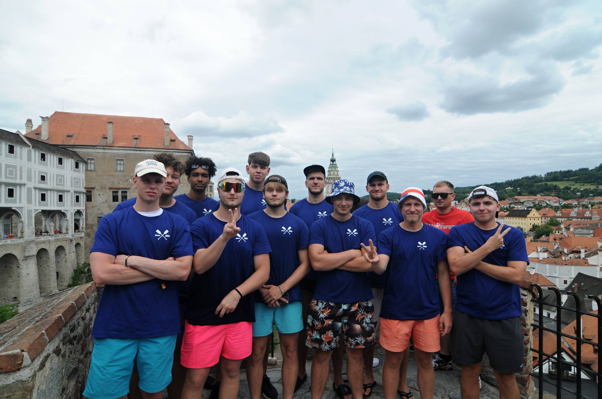 Teambuilding na vodě. Hráči SKP sjeli Vltavu na raftech