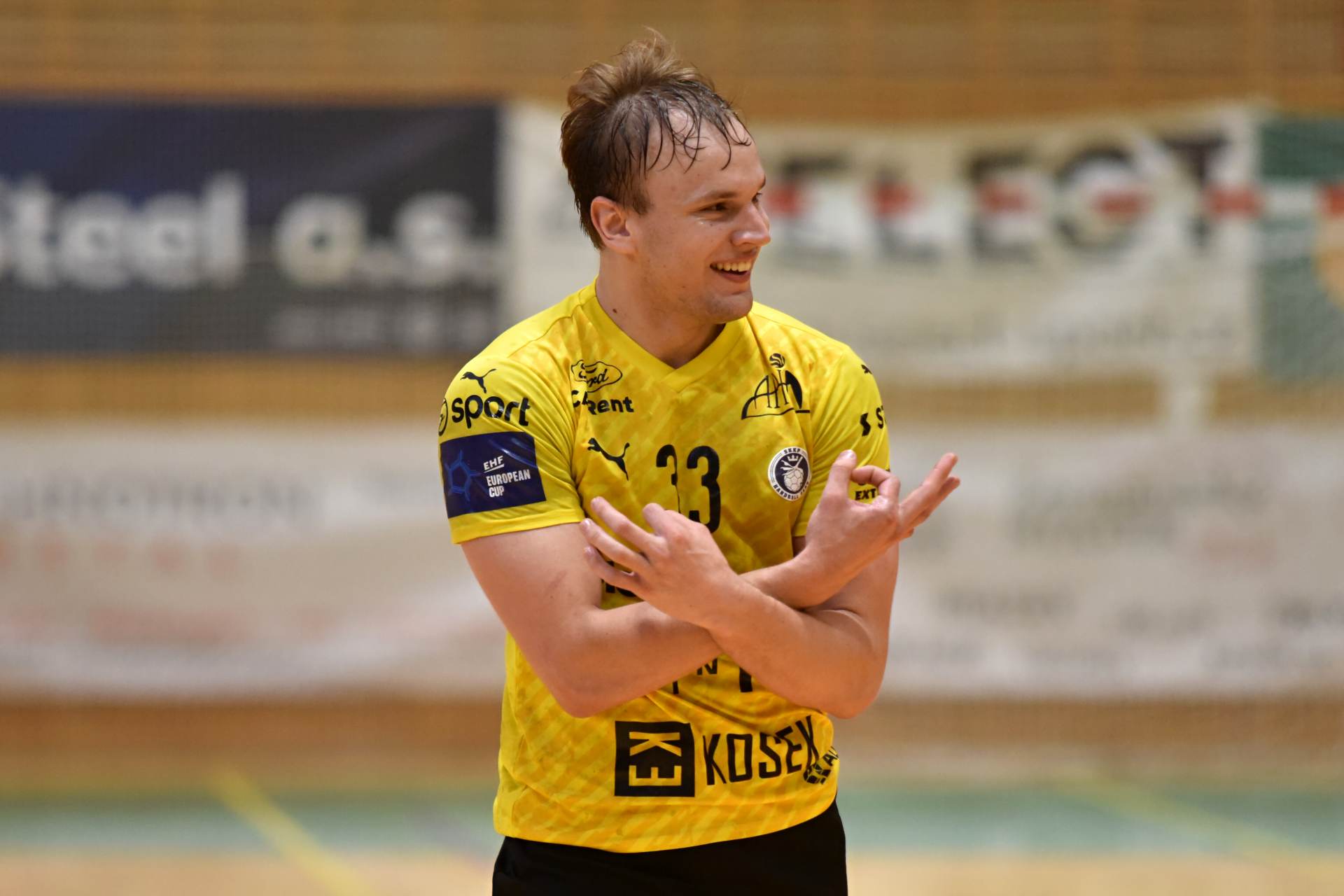 První zápas těsně pro favorita. V Brně bude SKP dotahovat dvougólové manko