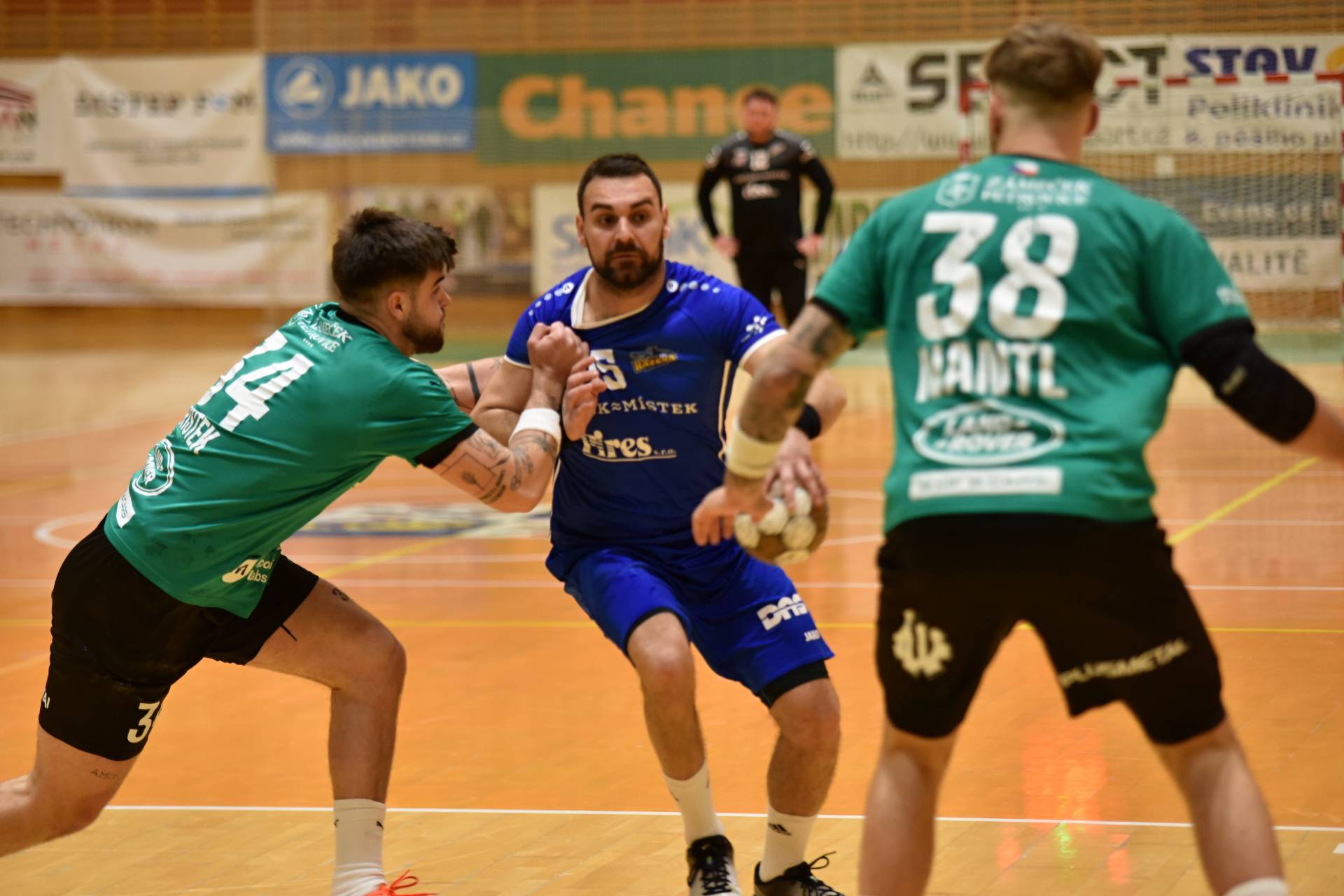 Jeden z nejlepších výkonů na mistra nestačil. Favorit jde do semifinále