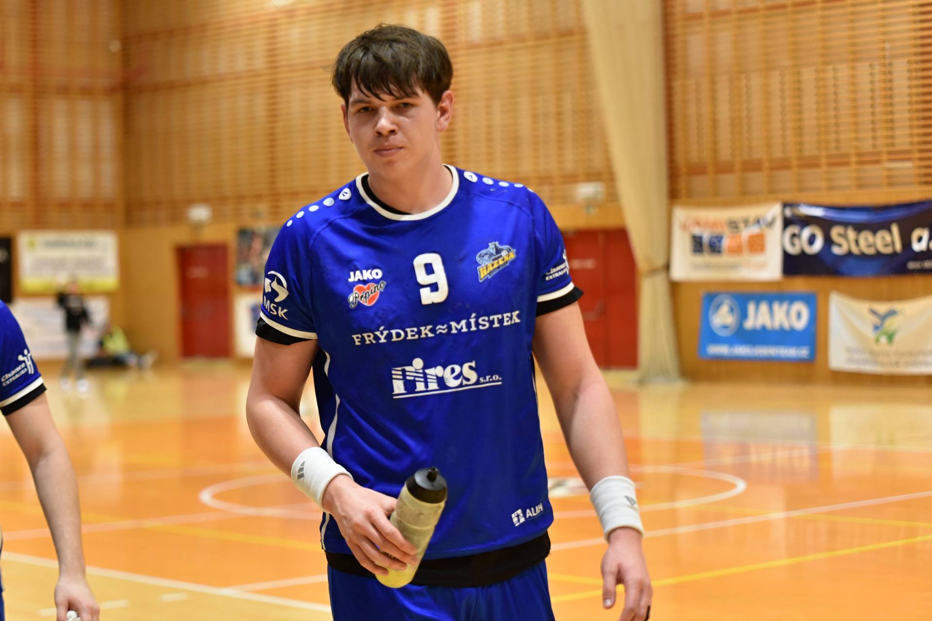 Jeden z nejlepších výkonů na mistra nestačil. Favorit jde do semifinále