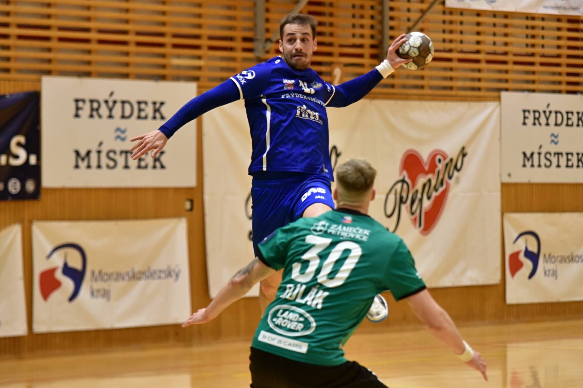 Jeden z nejlepších výkonů na mistra nestačil. Favorit jde do semifinále