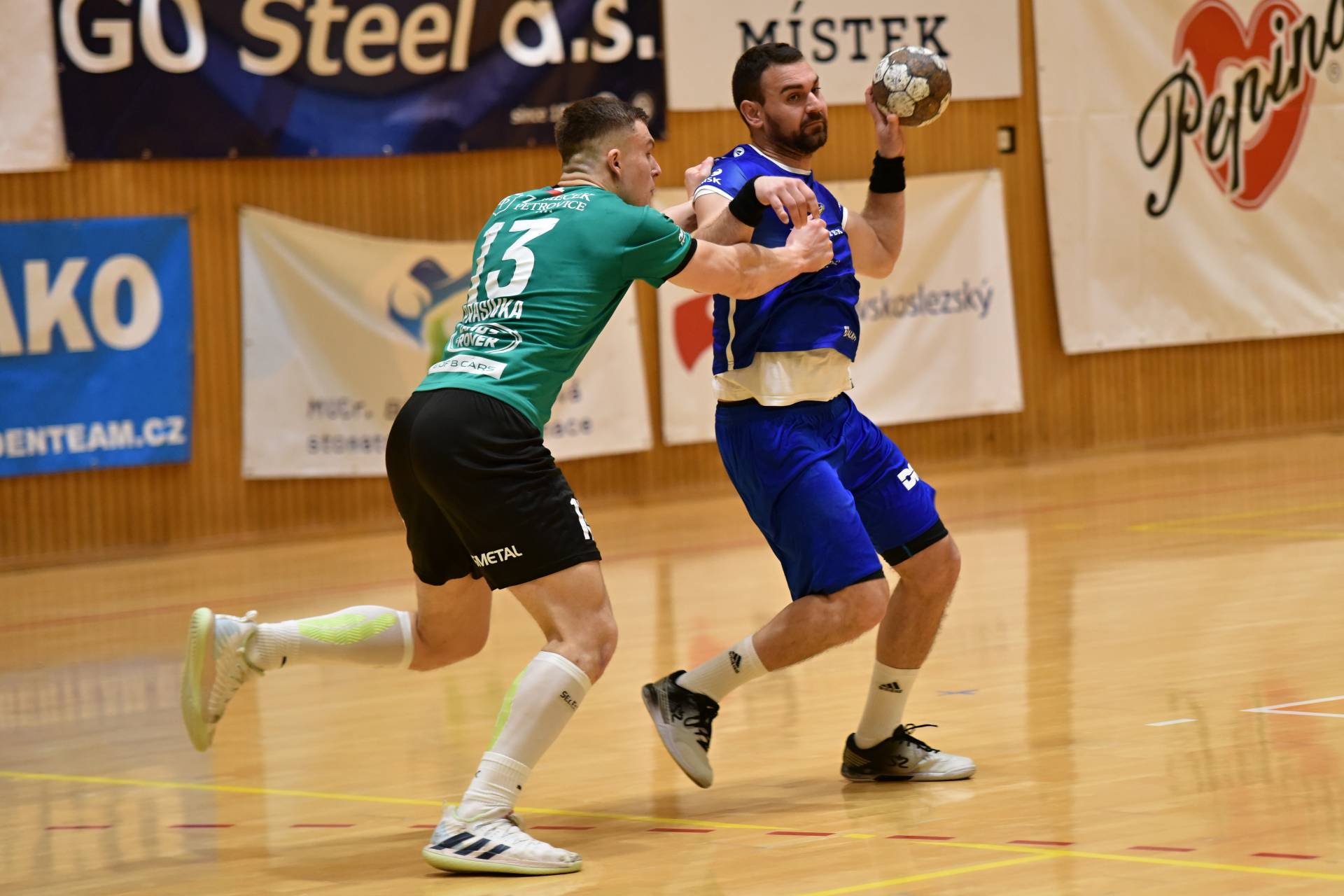 Jeden z nejlepších výkonů na mistra nestačil. Favorit jde do semifinále
