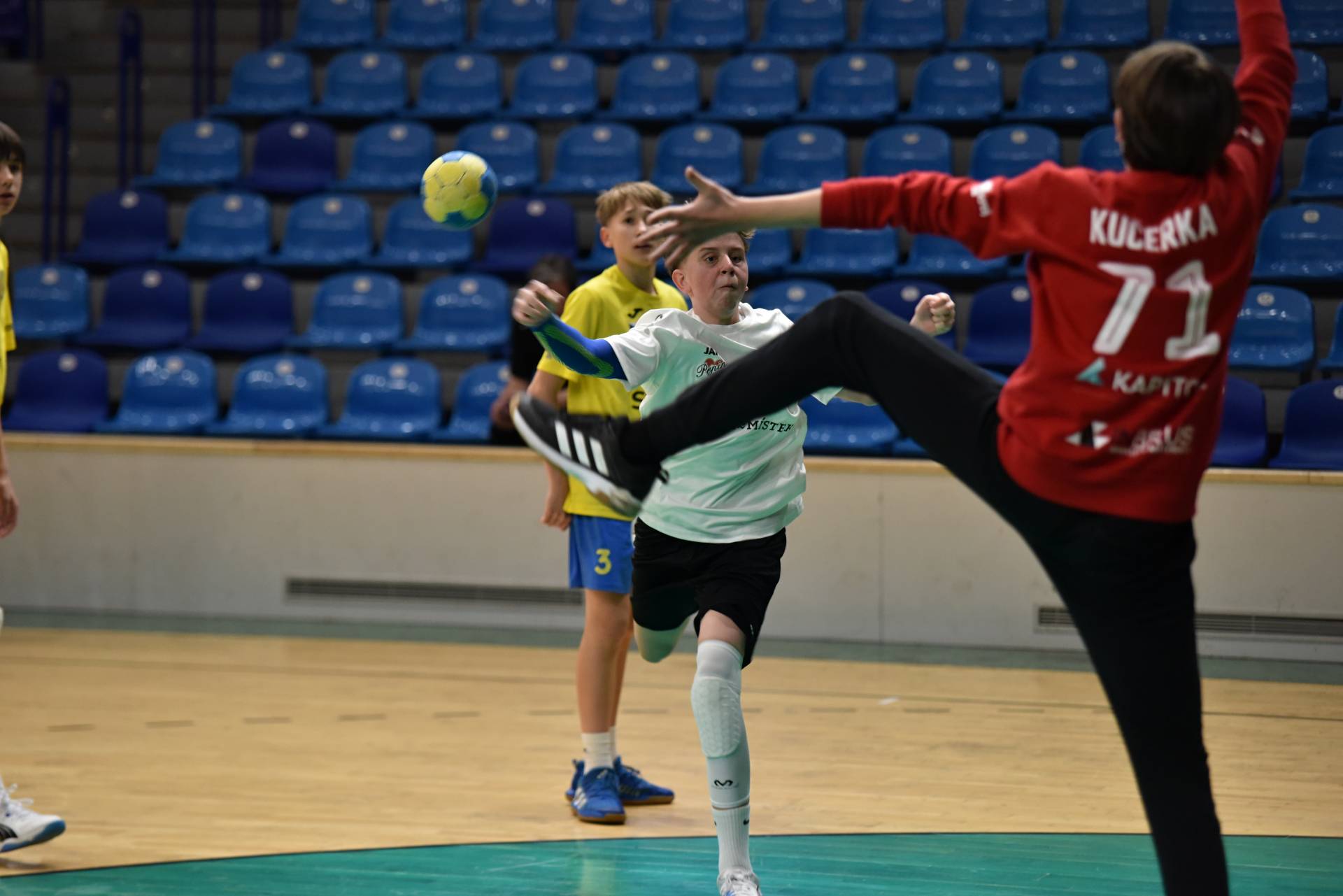 Starší žáci SKP připsali čtyři body v žákovské lize