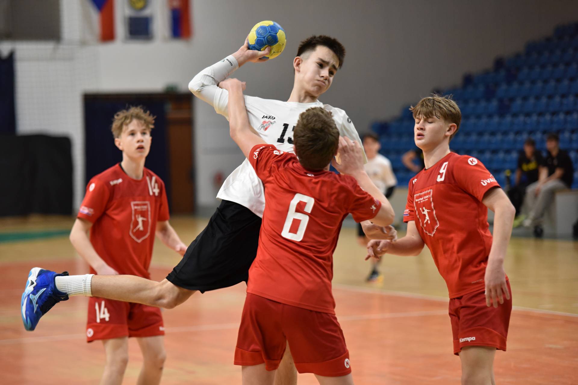 Starší žáci SKP připsali čtyři body v žákovské lize