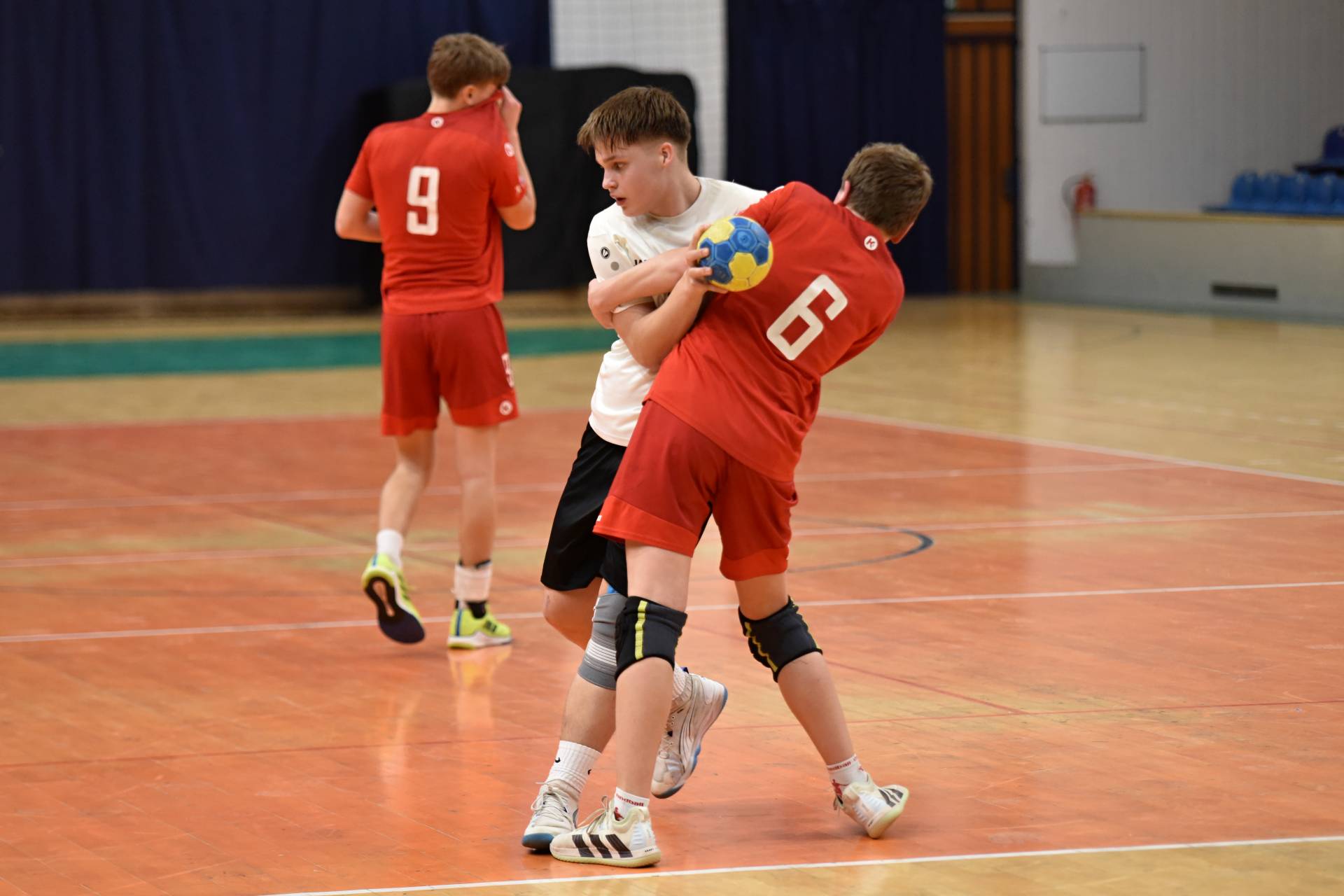 Starší žáci SKP připsali čtyři body v žákovské lize