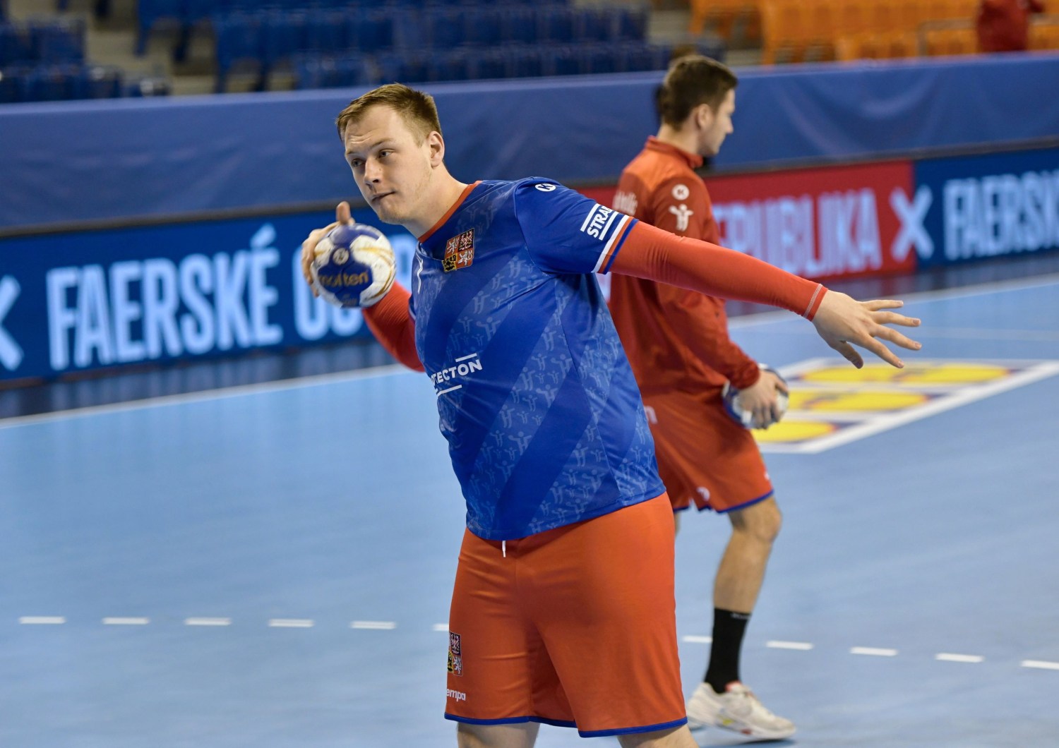 Hrát proti hráčům hrajícím Ligu mistrů je velká škola, říká Adam Gřešek po kvalifikačních zápasech za reprezentaci.